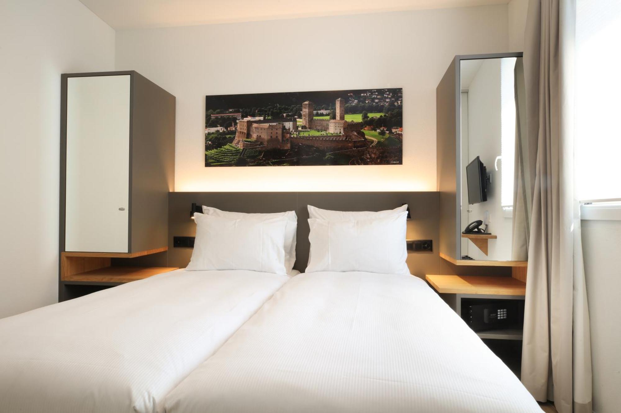 Charme Hotel Al Torchio أسكونا الغرفة الصورة